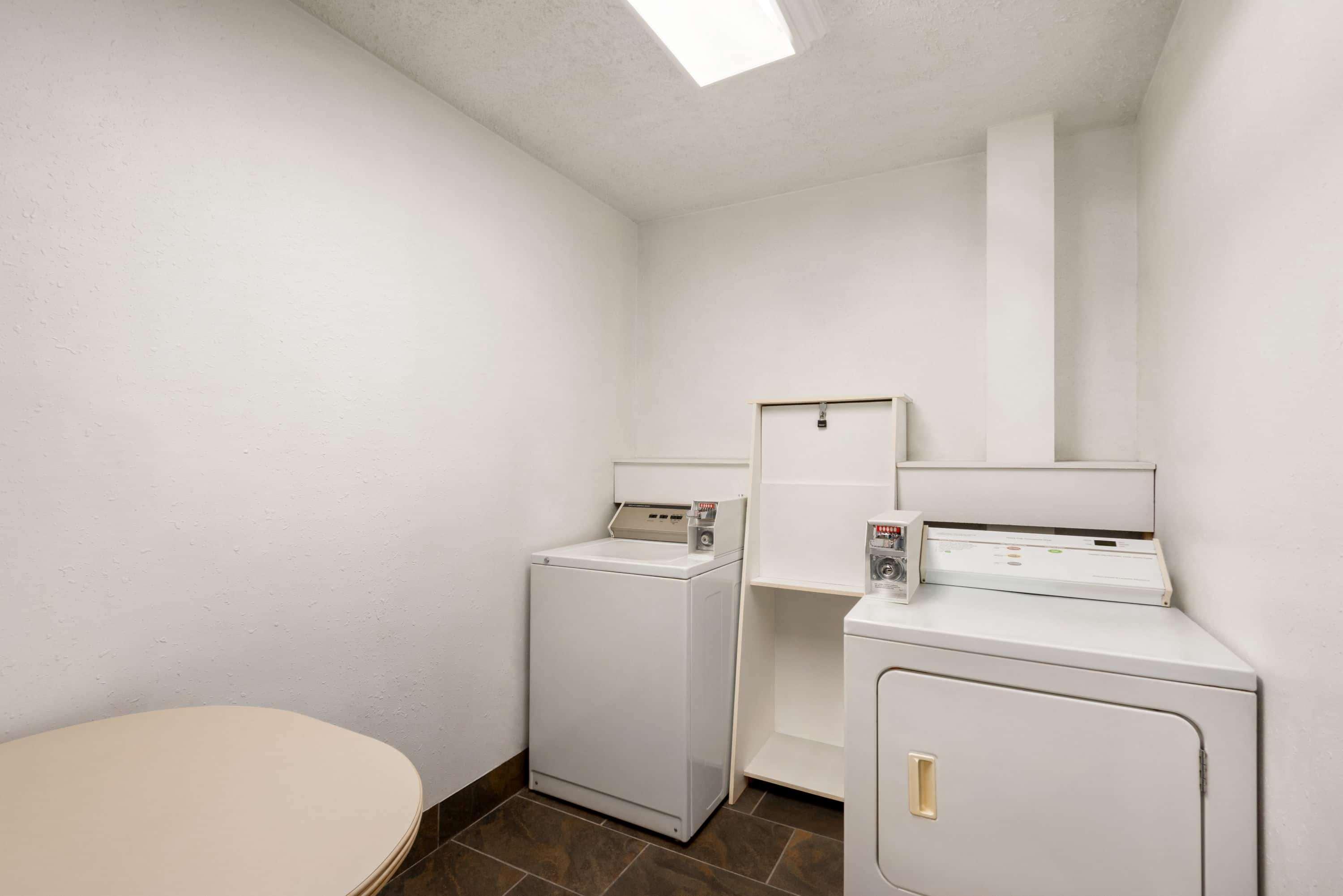 Travelodge By Wyndham Abbotsford Bakerview Luaran gambar